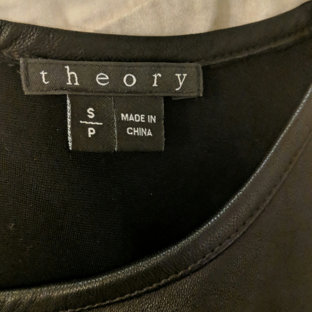 Vest - Picture 2 of 3